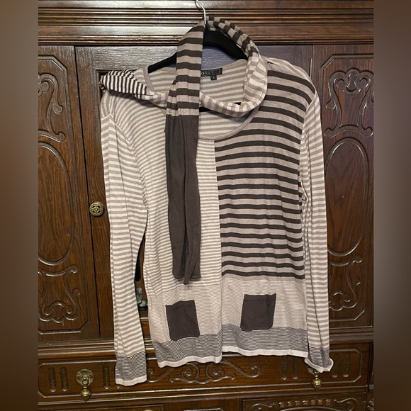 Orly Sweater / Scarf Combo - Picture 1 of 6